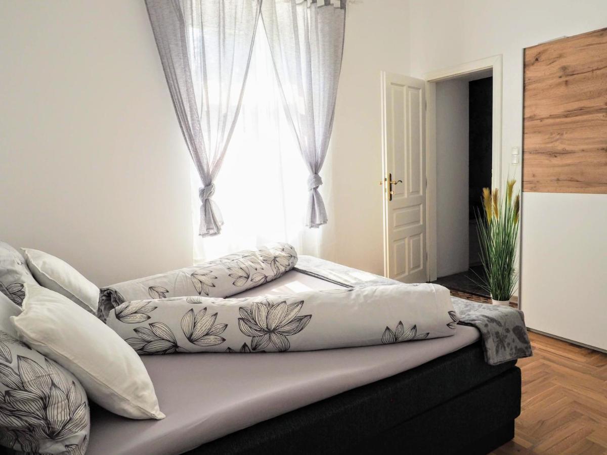 וינה City Villa Schoenbrunn Apartments - Contactless 24H Check-In מראה חיצוני תמונה