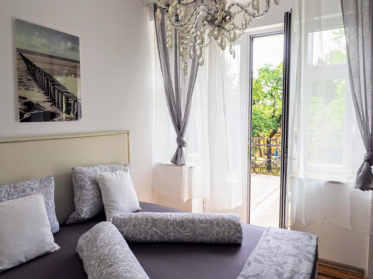 וינה City Villa Schoenbrunn Apartments - Contactless 24H Check-In מראה חיצוני תמונה